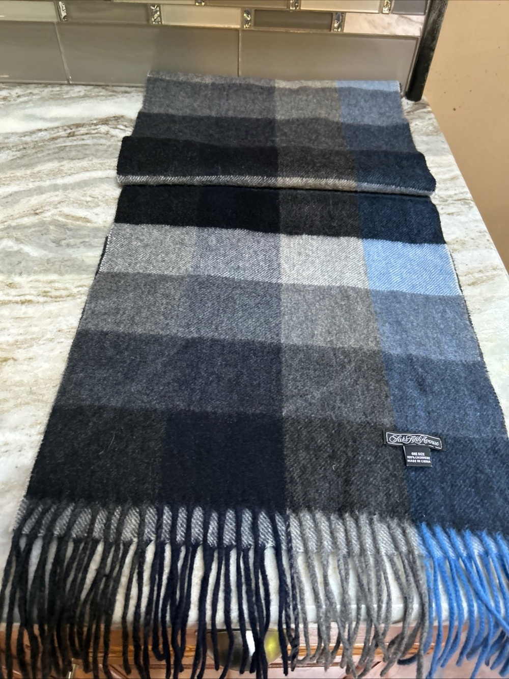Saks Fifth Ave 100% Cashmere Scarf Plaid Fringe Classic Unisex 74x13 “Blue Black